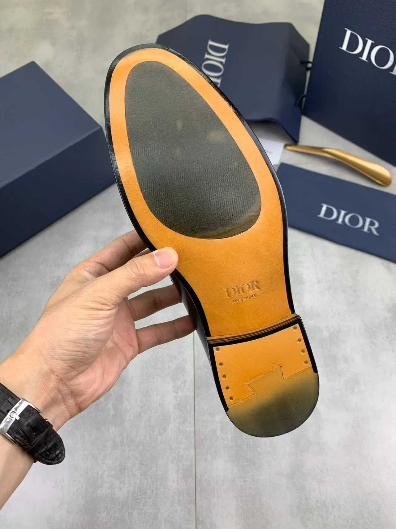 Dior লোফার কালো বেইজ চকচকে পেটেন্ট চামড়া স্বচ্ছ তির্যক প্রিন্ট ওভারলে লোফার 3