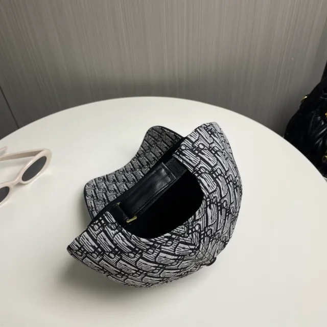 Dior Oblique Jacquard Gold Logo Black Leather Brim Baseball Cap 4