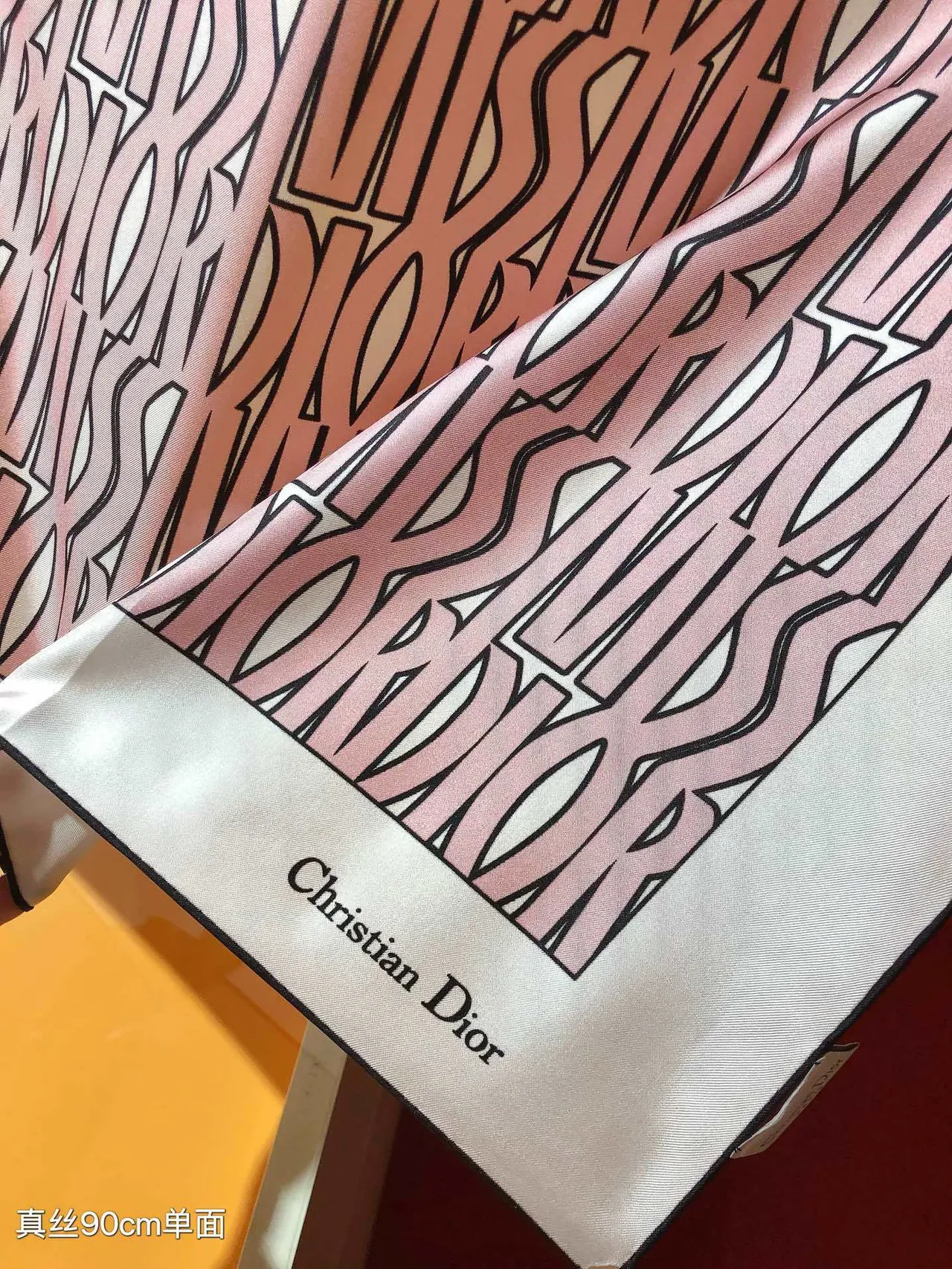 Dior Oblique Bufanda de seda rosa y negra 6