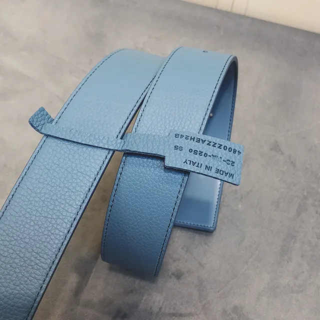 Dior Script Logo Belt Ceinture Bleu Or Boucle Grainée Cuir 2