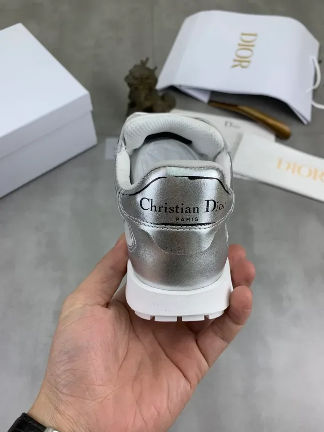 Dior 银白金属皮革对比鞋带厚底运动鞋 3