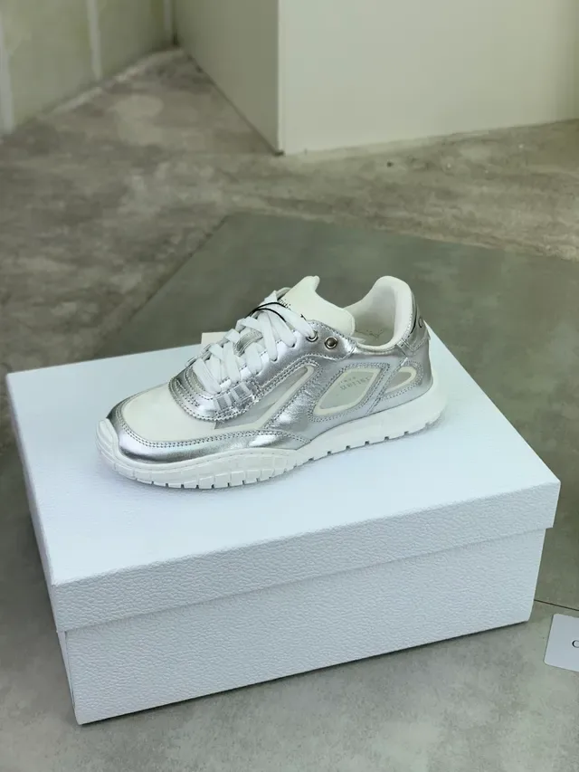 Dior 银白金属皮革对比鞋带厚底运动鞋 4