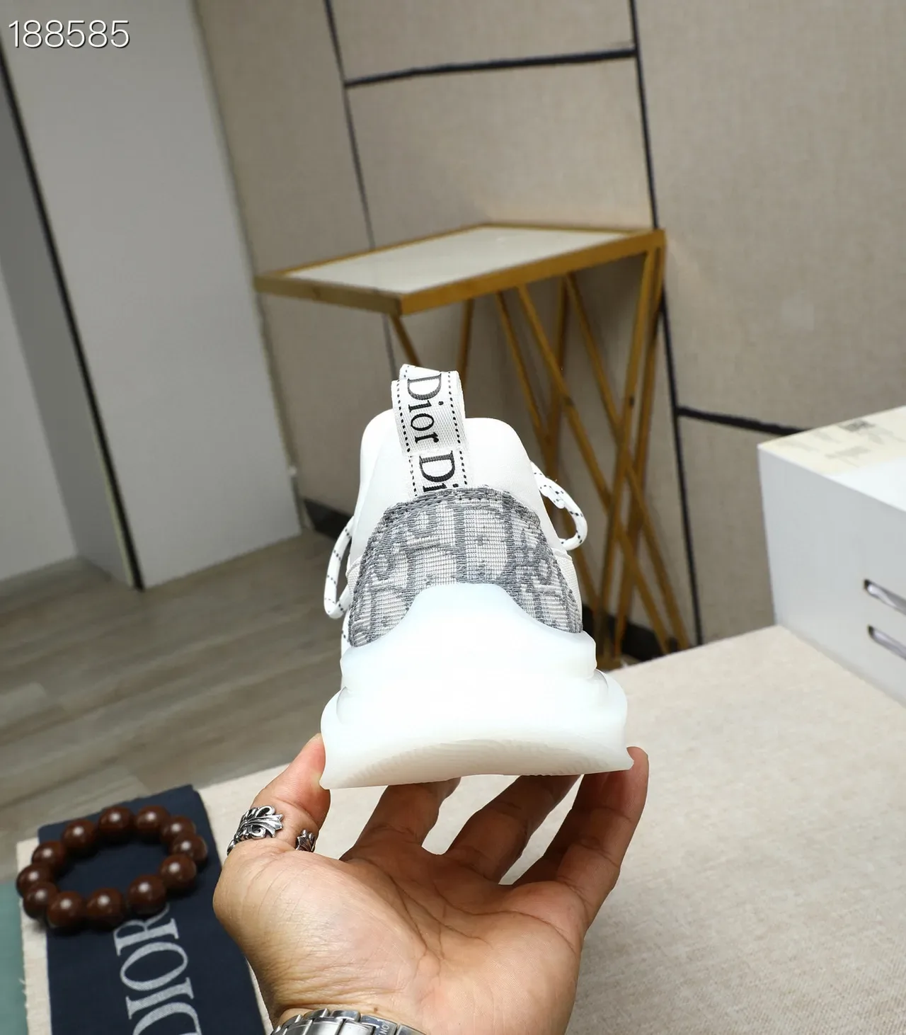 Dior White Gray Low-Top Oblique Jacquard Toe Lifestyle Sneakers 2