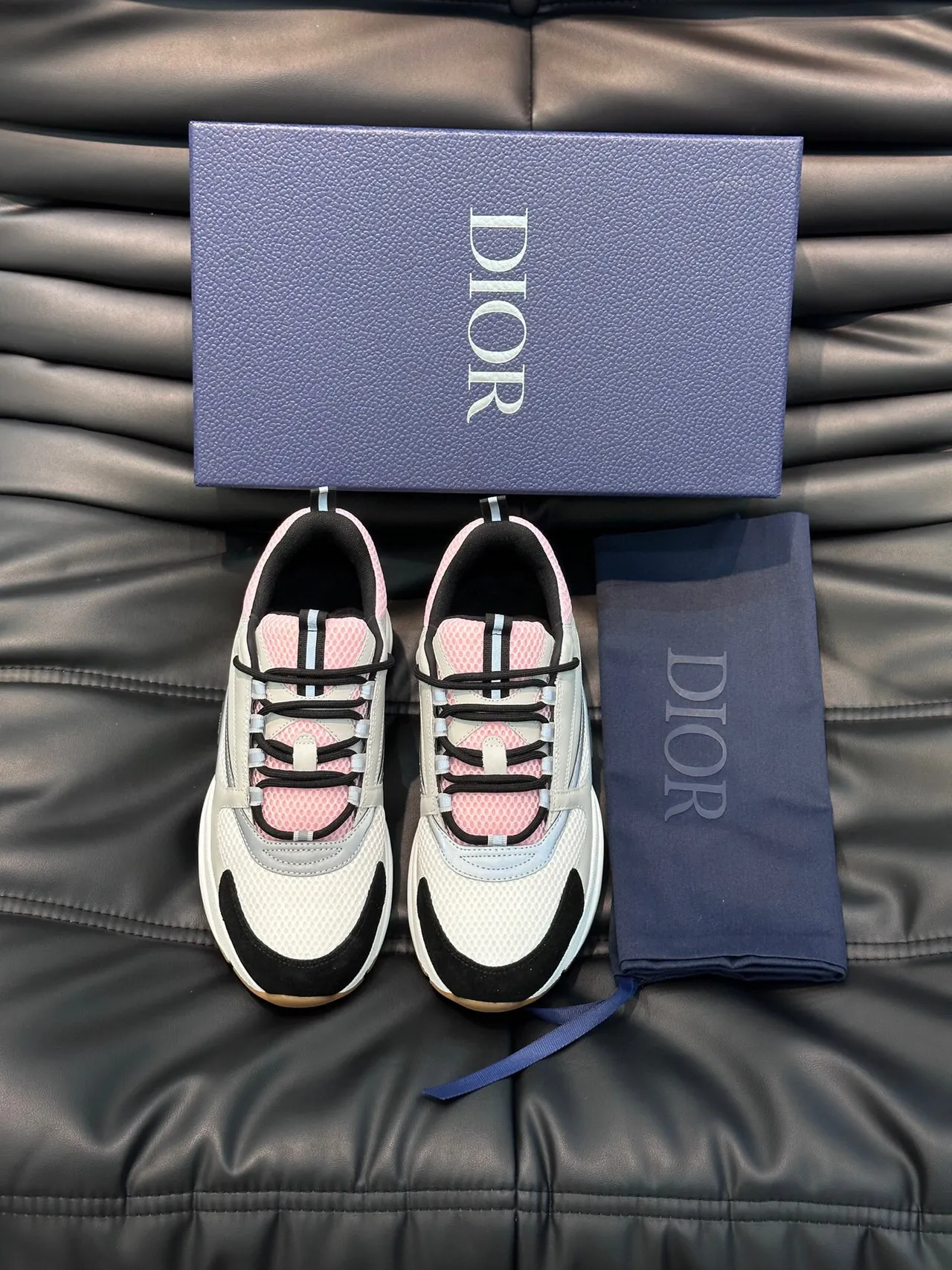 Dior أحذية رياضية كبيرة كعب أبيض ووردي شبكة وطبقة مصنعية 4