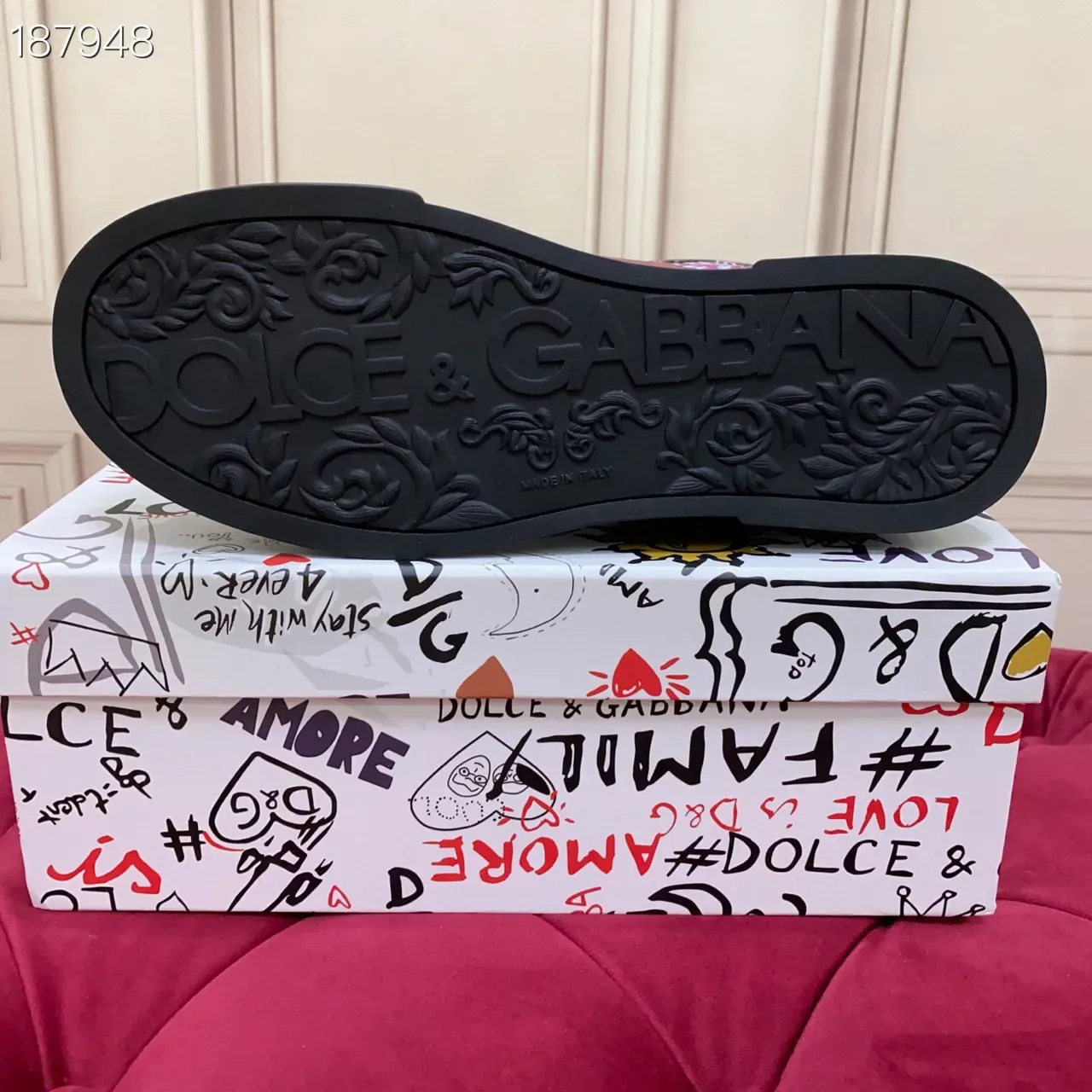 Dolce & Gabbana 黑色红色花卉印花侧面板羊皮革鞋面生活方式运动鞋 3