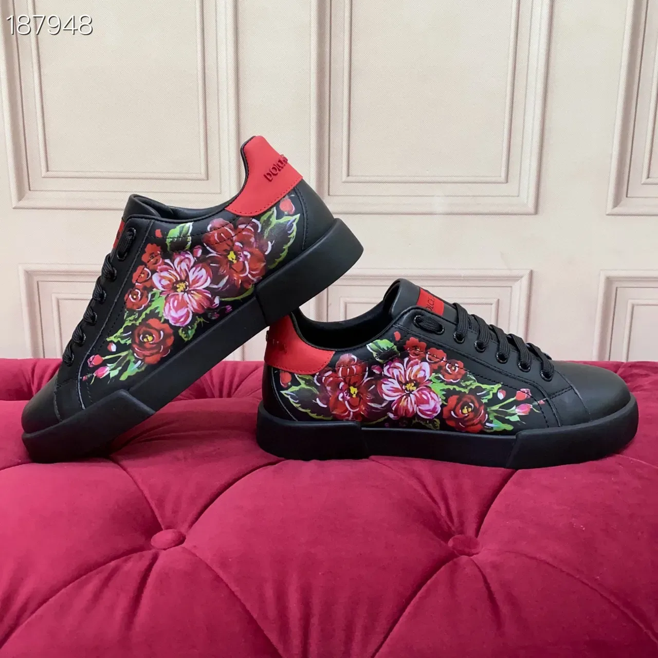 Dolce & Gabbana 黑色红色花卉印花侧面板羊皮革鞋面生活方式运动鞋 4