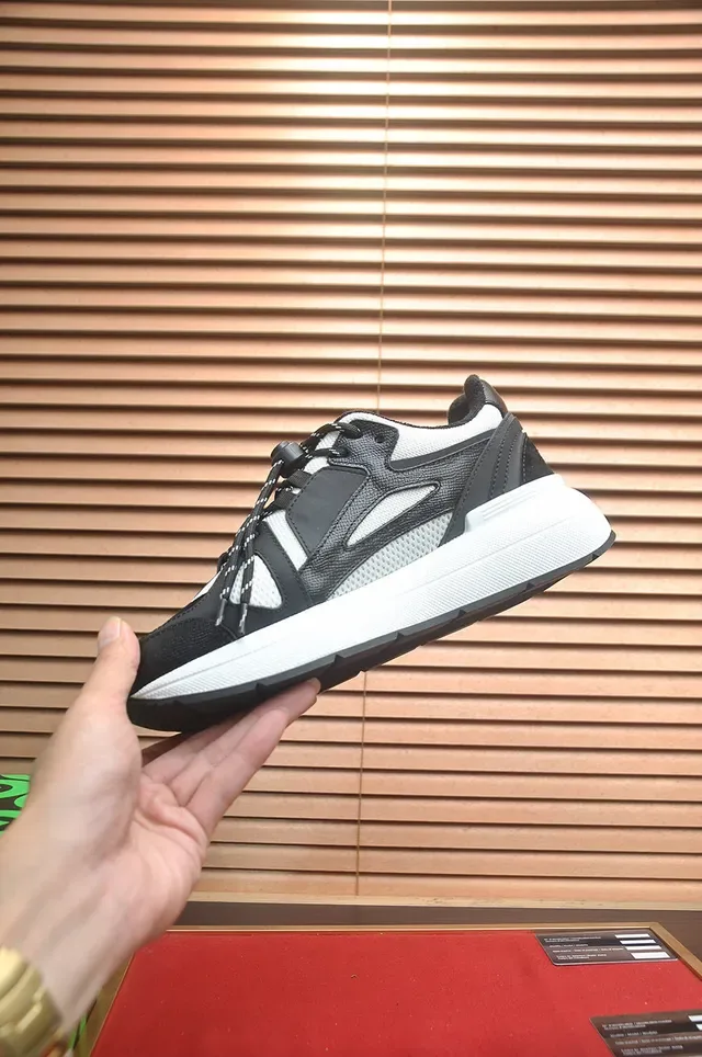 Dolce & Gabbana Portofino Noir Blanc Silhouette chunky superposition mesh et synthétique sneakers lifestyle 5