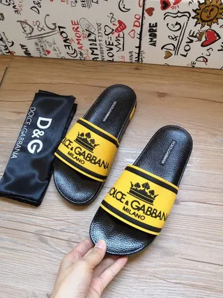 Dolce & Gabbana हलुद এবং কালো ক্রাউন স্ট্র্যাপ স্লিপার 6