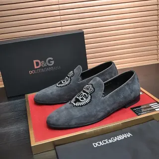 Dolce & Gabbana 刺绣 Crest 炭灰麂皮乐福鞋