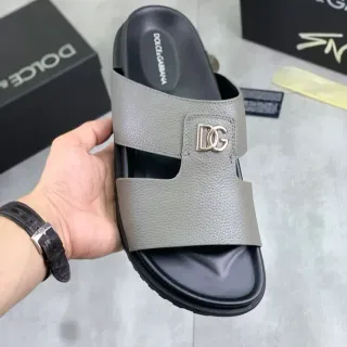 Dolce & Gabbana नعाल جلد Pebbled رمادي أسود بحزامين مزدوجين