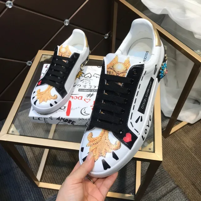 Dolce & Gabbana Blanc Noir Motif Lion Brodé Tab Talon Doré Sneakers Lifestyle 3