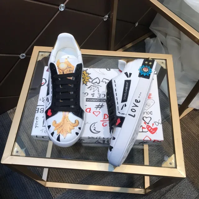 Dolce & Gabbana Blanc Noir Motif Lion Brodé Tab Talon Doré Sneakers Lifestyle 8