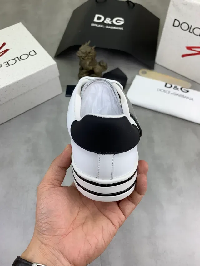 دولشي آند غابانا White Black Gray سكينرز لايف ستايل 3