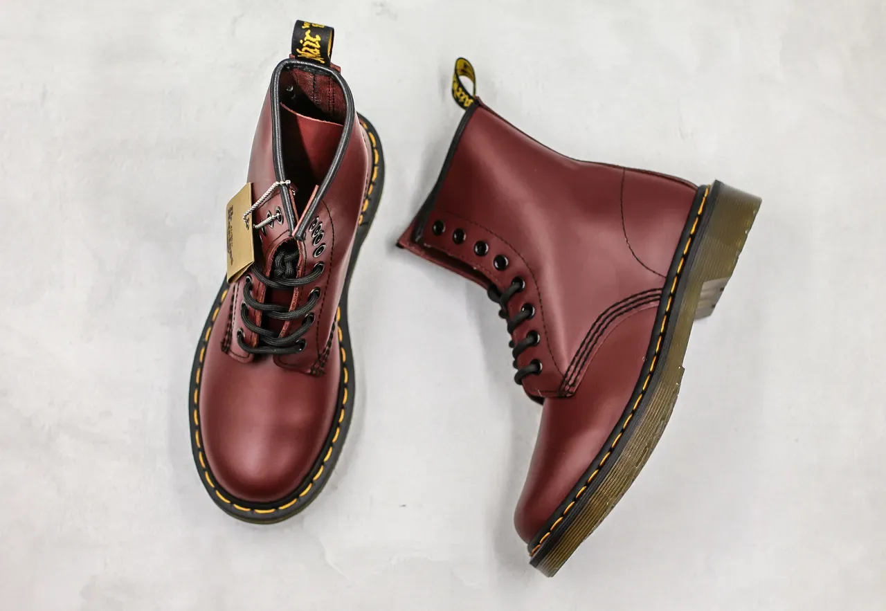 Dr. Martens 1460 酒红色 光滑皮革 8眼 马丁靴 3