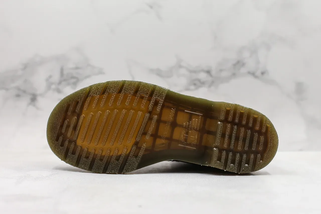 Dr. Martens 1460 酒红色 光滑皮革 8眼 马丁靴 8