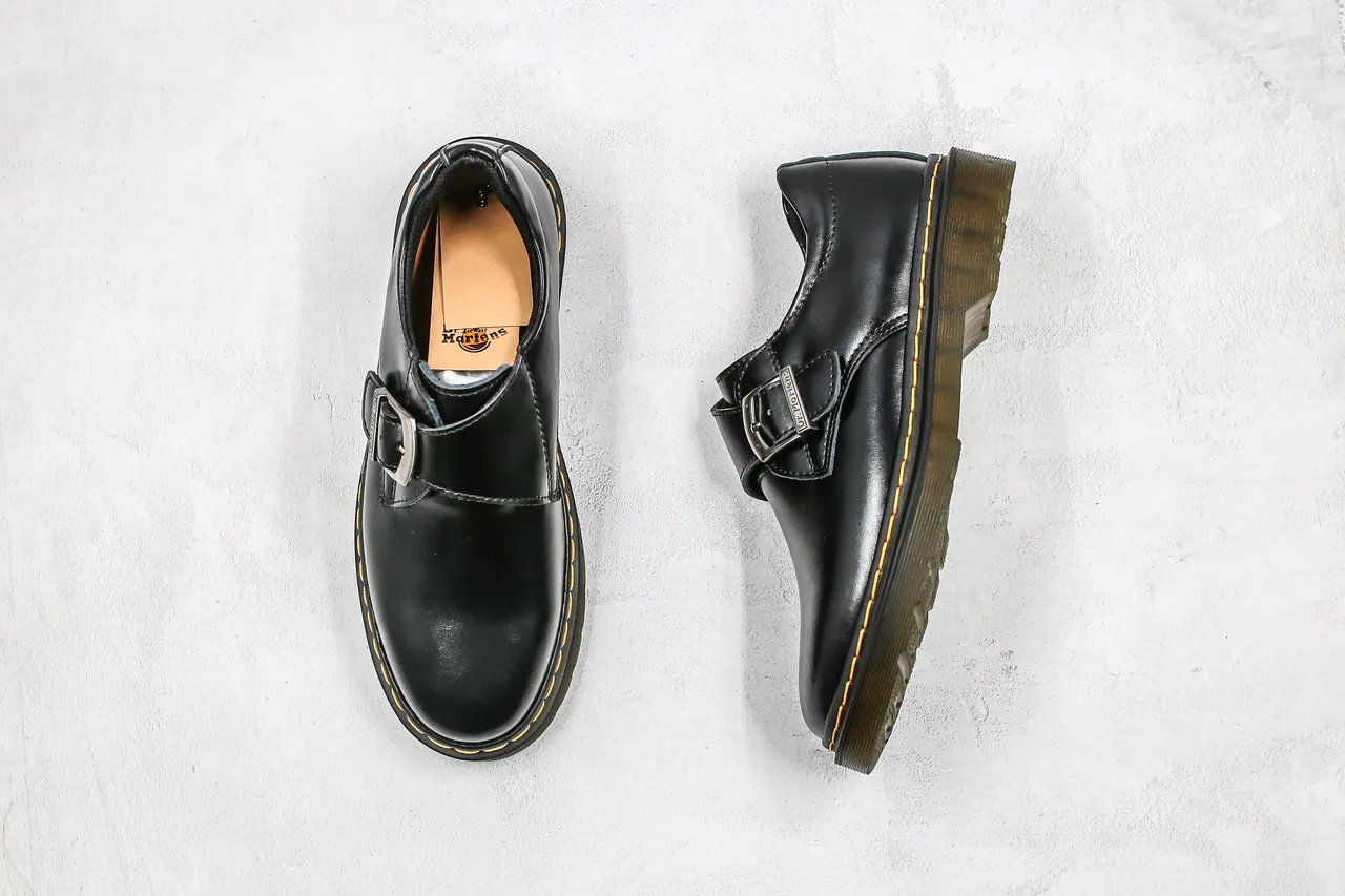 Dr. Martens 黑色黄色 穆勒鞋 扣带闭合 乐福鞋 8