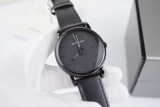Emporio Armani काला डायल लेदर स्ट्रैप क्वार्ट्ज घड़ी 8