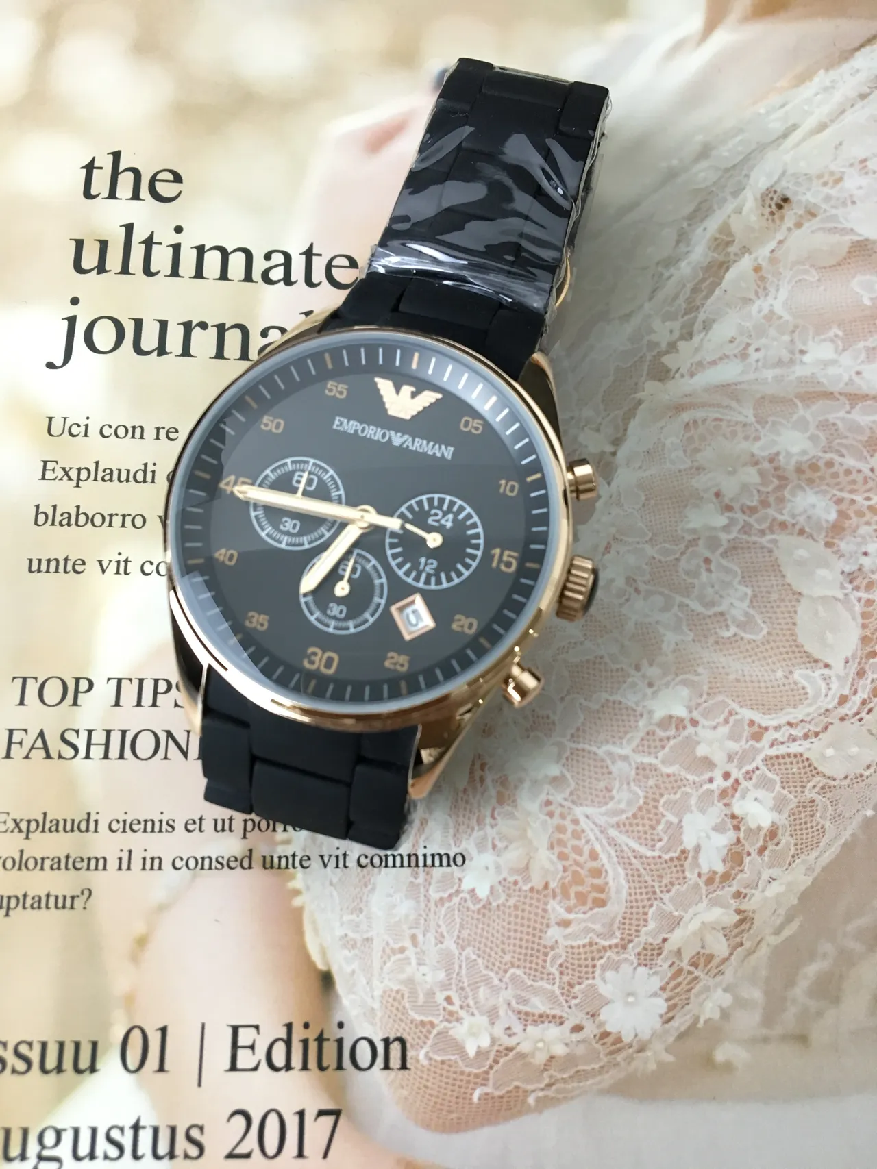 Emporio Armani Chronographe Cadran Noir Boîtier Doré Mat Montre de Quartz 6