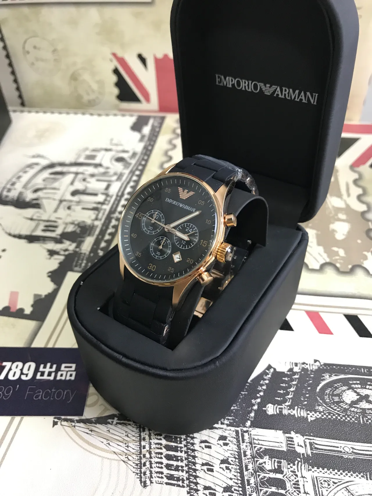 Emporio Armani Chronographe Cadran Noir Boîtier Doré Mat Montre de Quartz 9