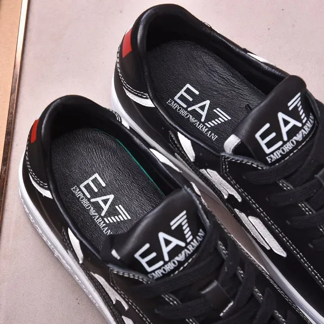 Emporio Armani EA7 黑白皮革休闲运动鞋 6