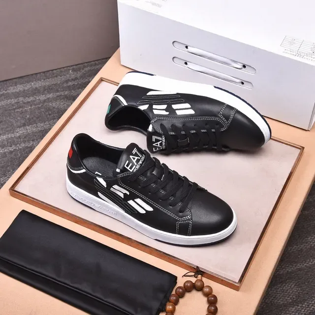 Emporio Armani EA7 黑白皮革休闲运动鞋 8