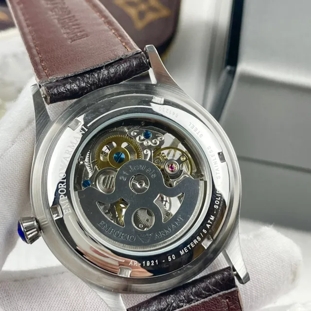 Emporio Armani Meccanico Skeleton Silver-Tone ساعة ميكانيكية 4
