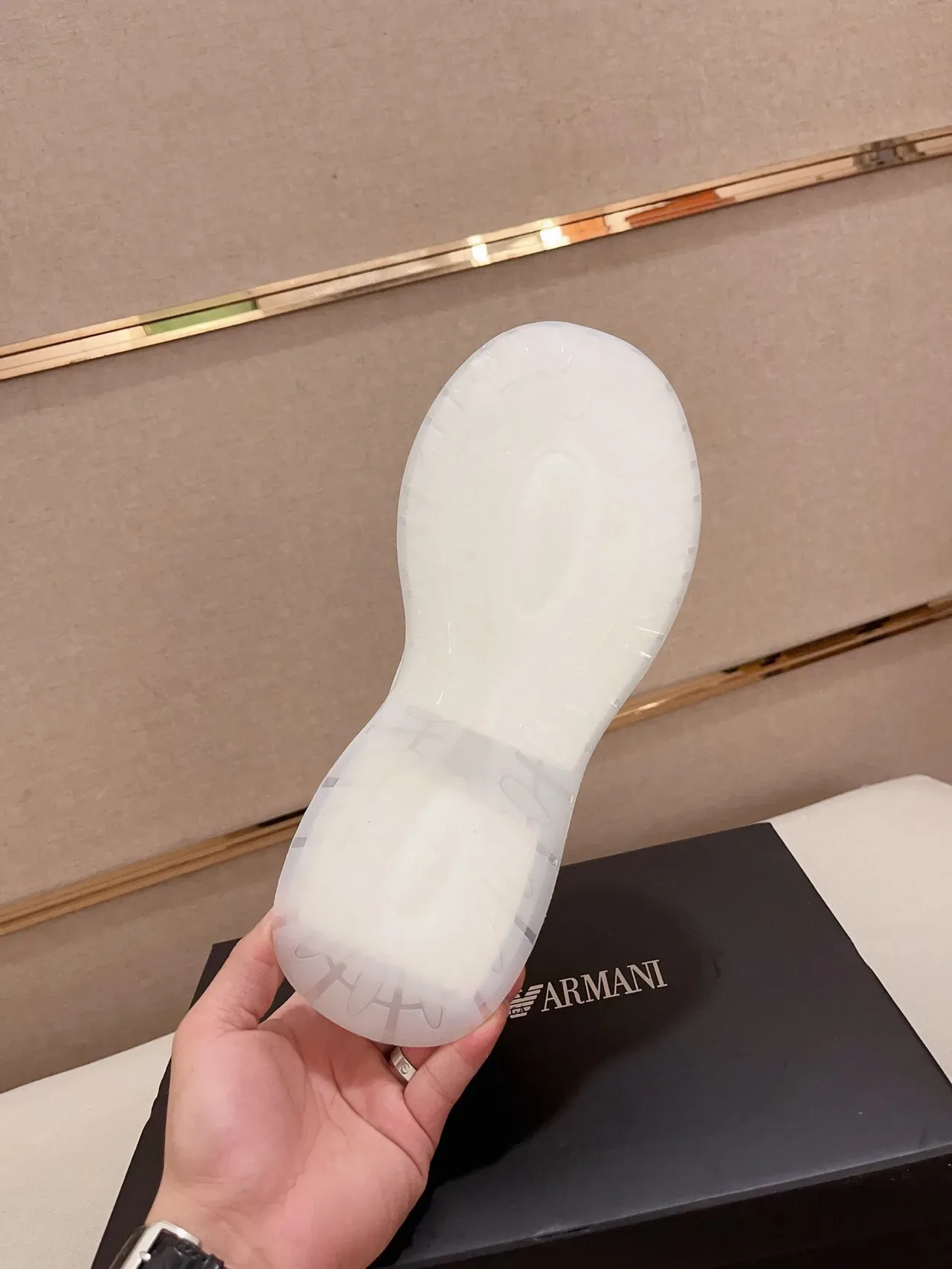 Emporio Armani Sneakers Chunky Blanches en Cuir-Mesh 9