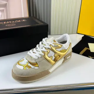 Fendi 米色 金色 巴洛克印花叠加 金属点缀 生活方式运动鞋