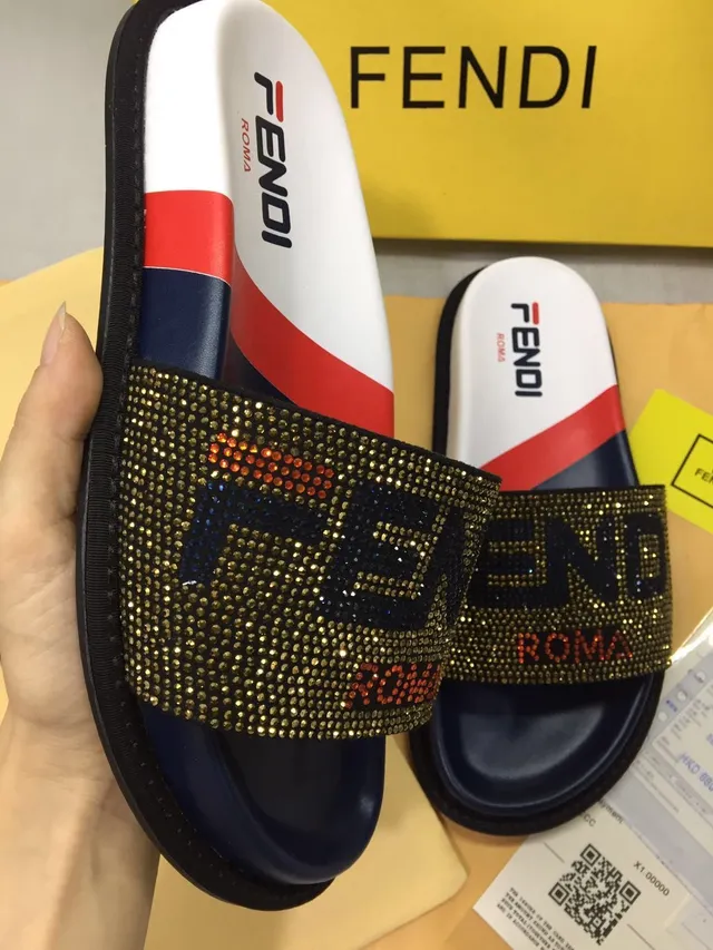 Fendi décoré de cristaux Roma mules 2