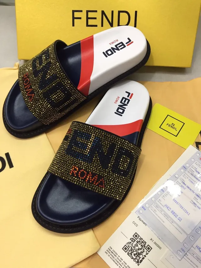 Fendi décoré de cristaux Roma mules 4
