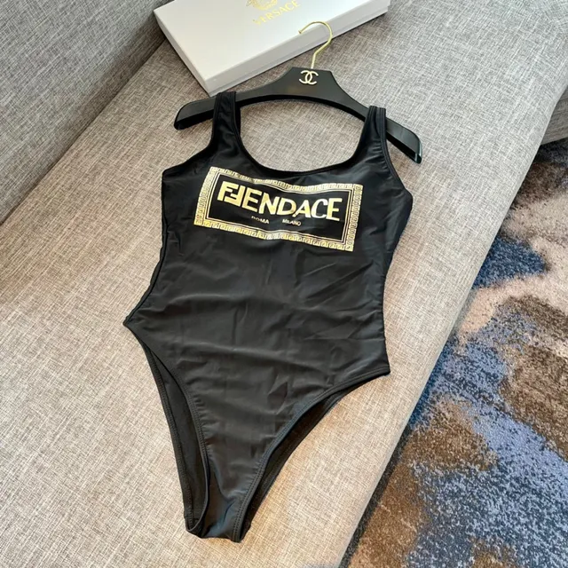 Fendi FENDACE ملابس سباحة سوداء وذهبية عالية القطع رقبة مربعة 4