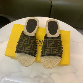 Fendi FF Espadrille বাদামি বেইজ মনোগ্রাম ফ্যাব্রিক জুট-র‍্যাপড সোল স্লিপার