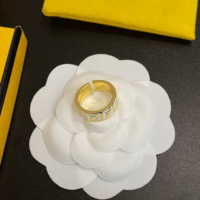 Fendi FF लॉगो अंगूठी सोने का काला धातु एनेमेल अंगूठी 3