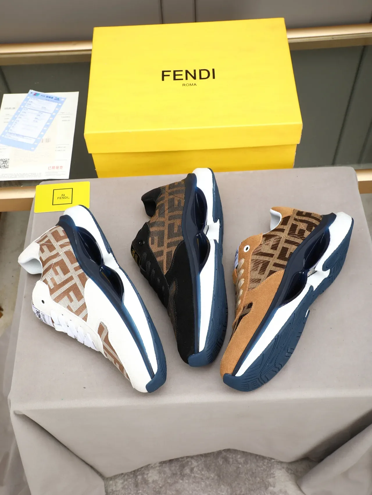 Fendi Runner FF Monogram ট্যান স্যুড লাইফস্টাইল স্নিকার 2