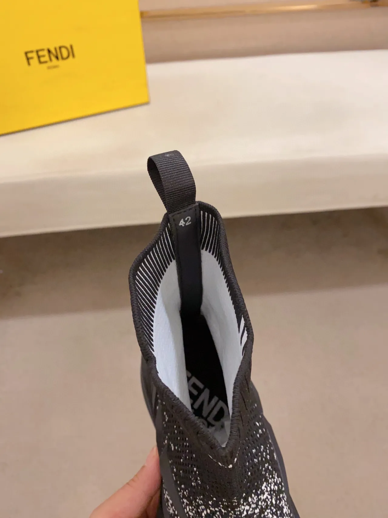 Fendi Speed Trainer 黑色斑点针织袜套式厚底运动鞋 4