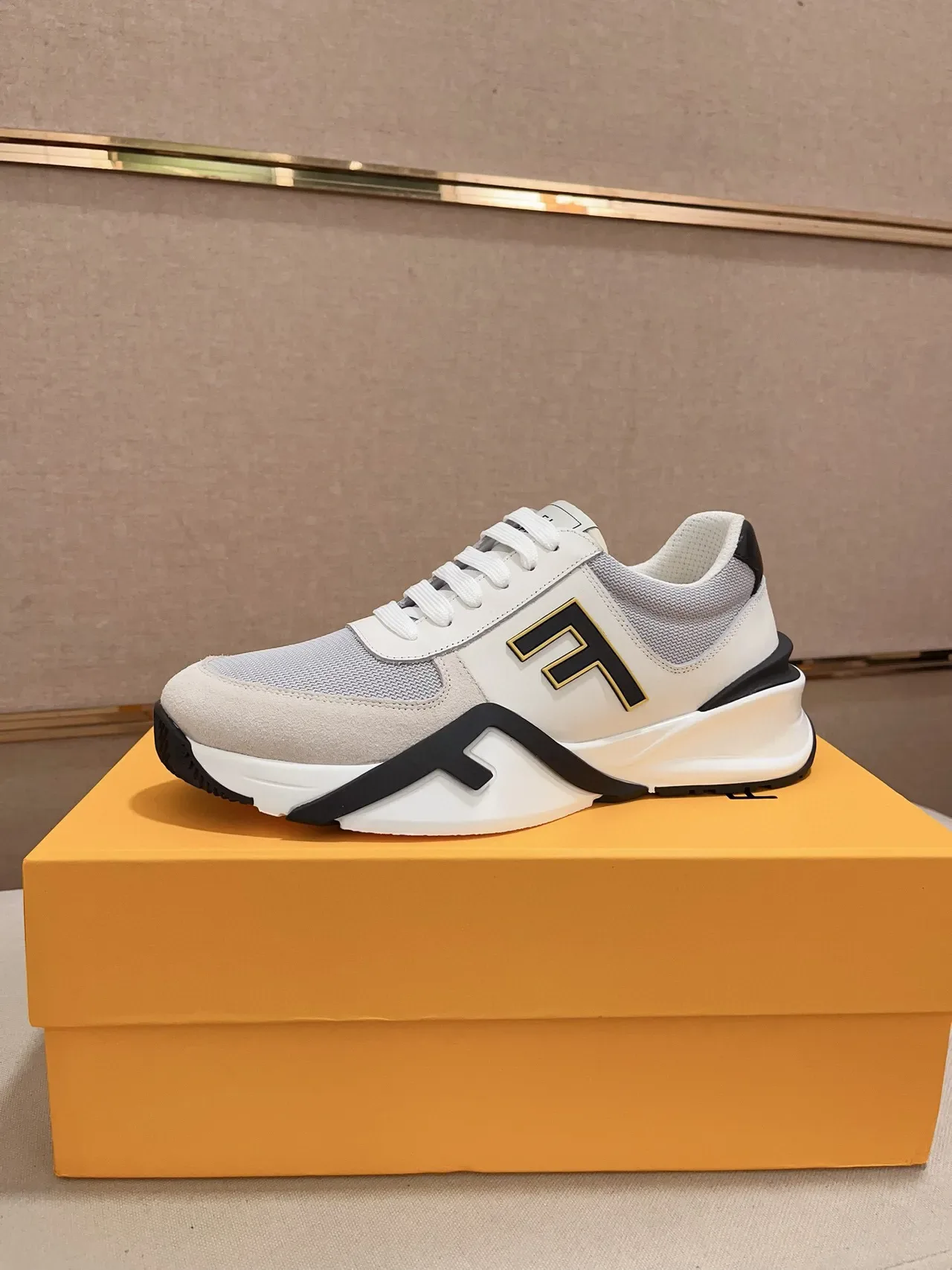 Fendi Blanc Noir Oversized Logo Sculpted Midsole Lifestyle Sneakers 4