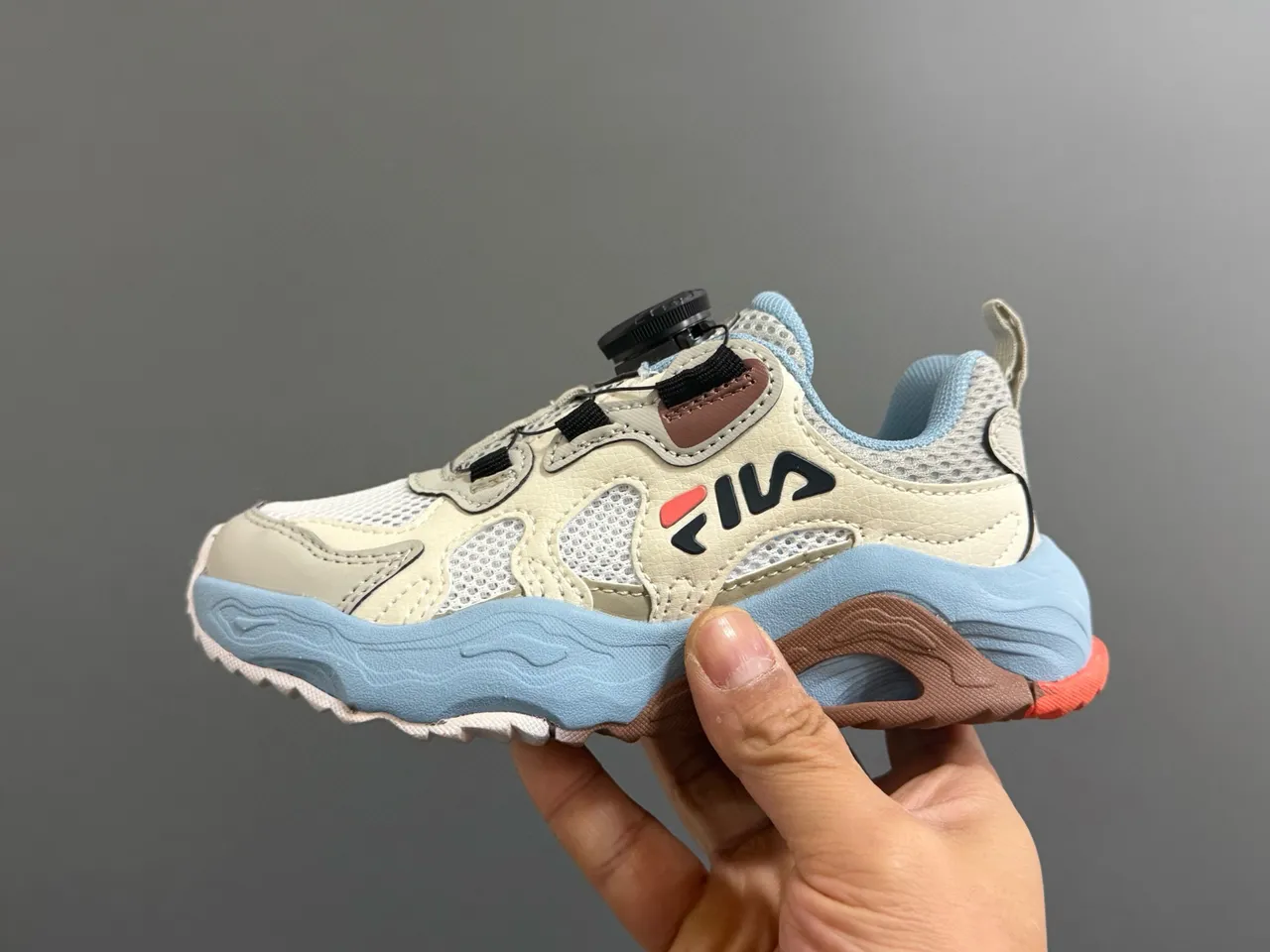 Fila Gris Bleu BOA Fermeture Dial Sculpted Wavy Midsole Chunky Sneakers 15