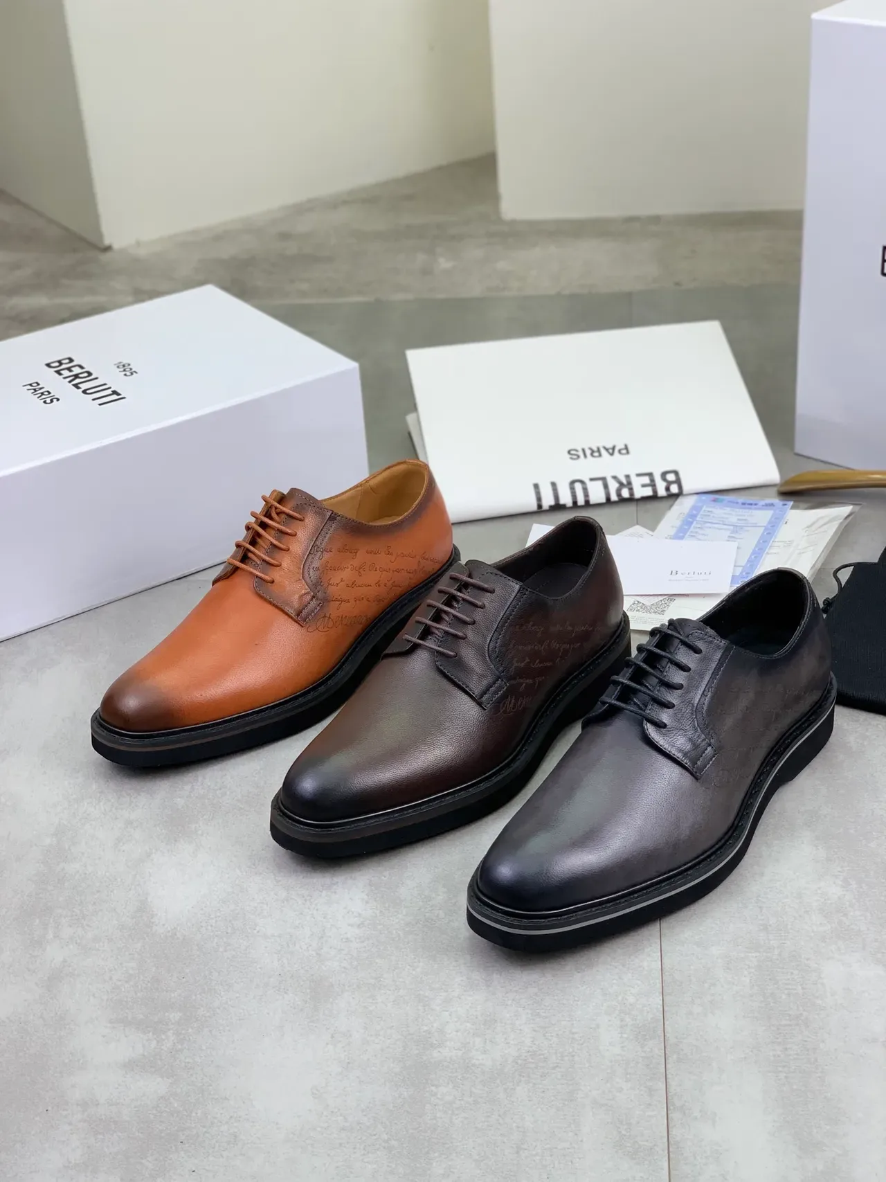 BERLUTI कॉग्नैक कैप टू ऑक्सफोर्ड जूते 2