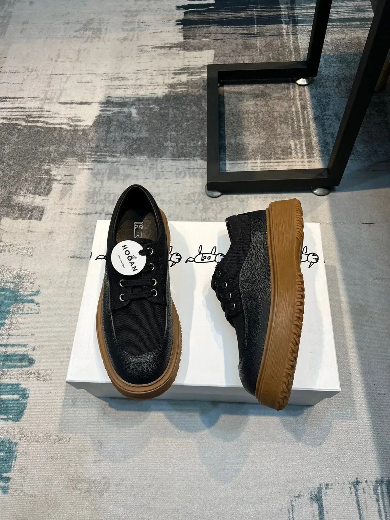 Sapato casual de plataforma preto e goma com cadarço 5