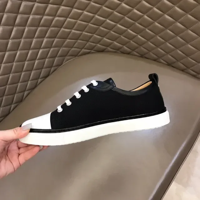 Black and White Canvas Toe-Cap Platform Sneaker 3