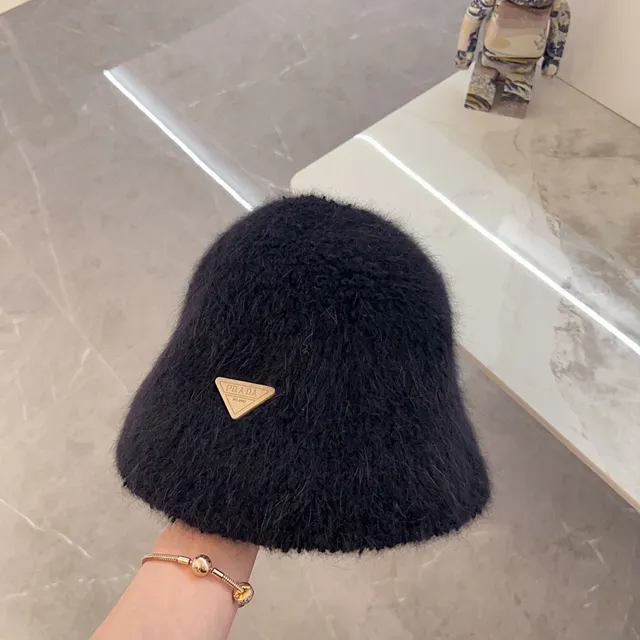 Black Beige Plush Faux Shearling Triangular Metal Plaque Beret 5