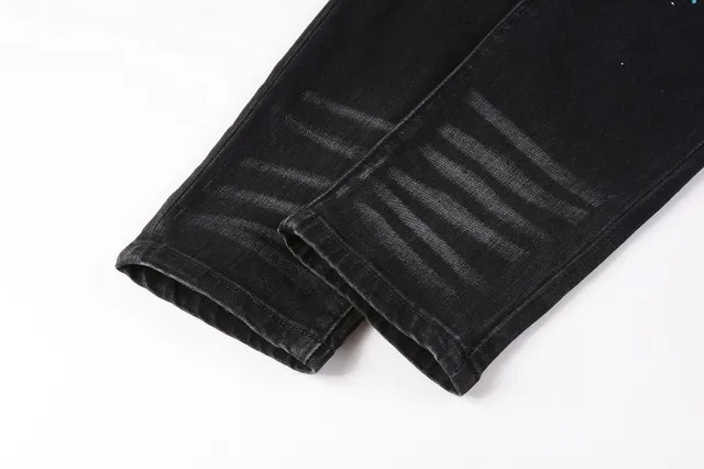 Pantalones Vaqueros Negros Distressed con Bordados Florales Slim-Fit 13