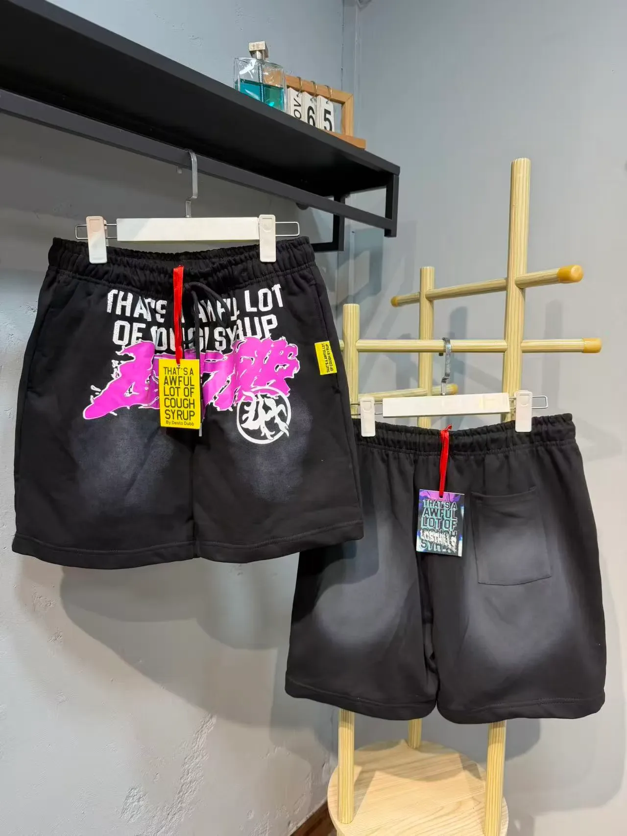 Black Graphic Print Drawstring Waist Shorts 4