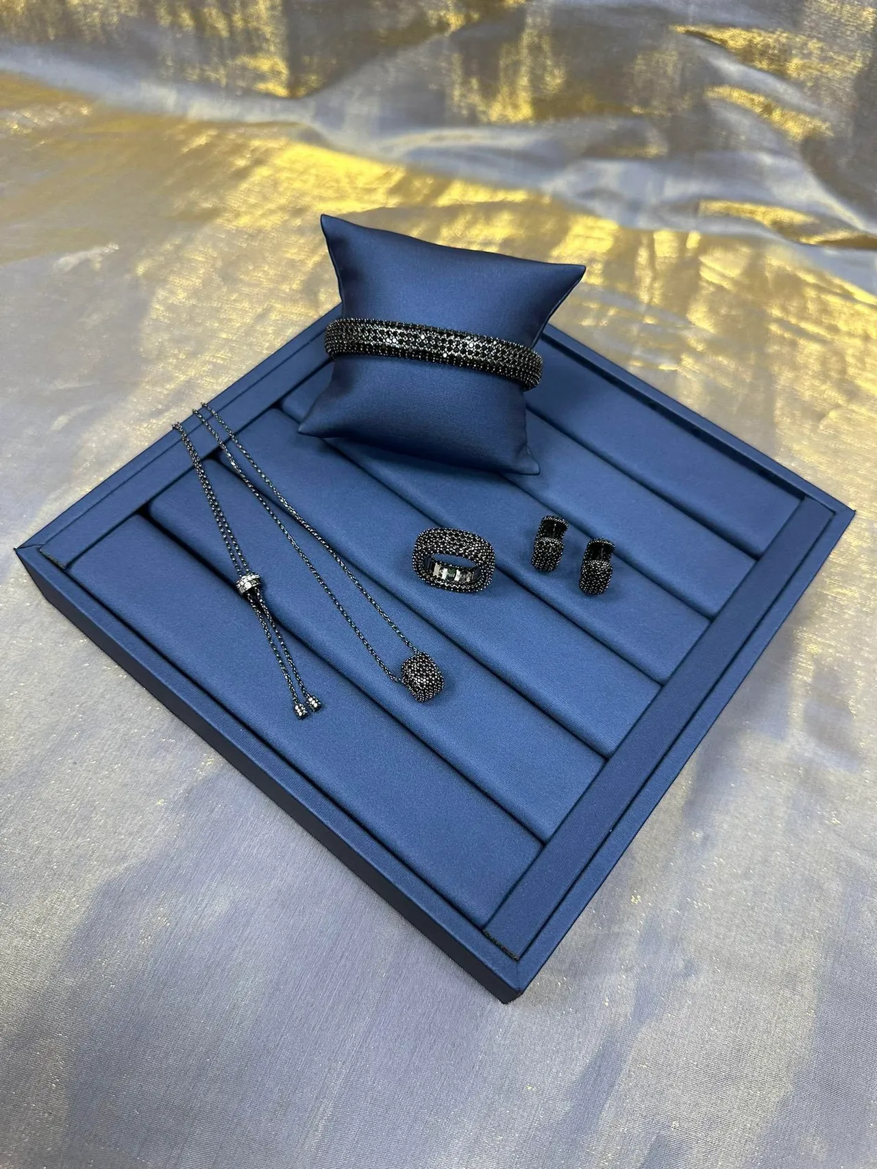 Black Navy Pavé-Set Cuff-Style Bracelet 7