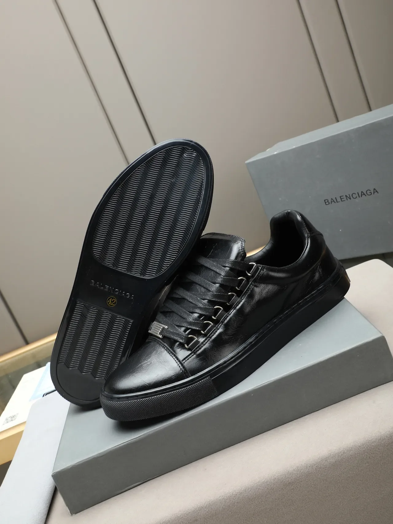 Black Smooth Leather Low-Top Lifestyle Sneaker 5