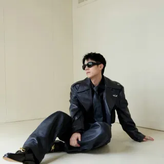 Black Textured Woven-Frame Wraparound Sunglasses