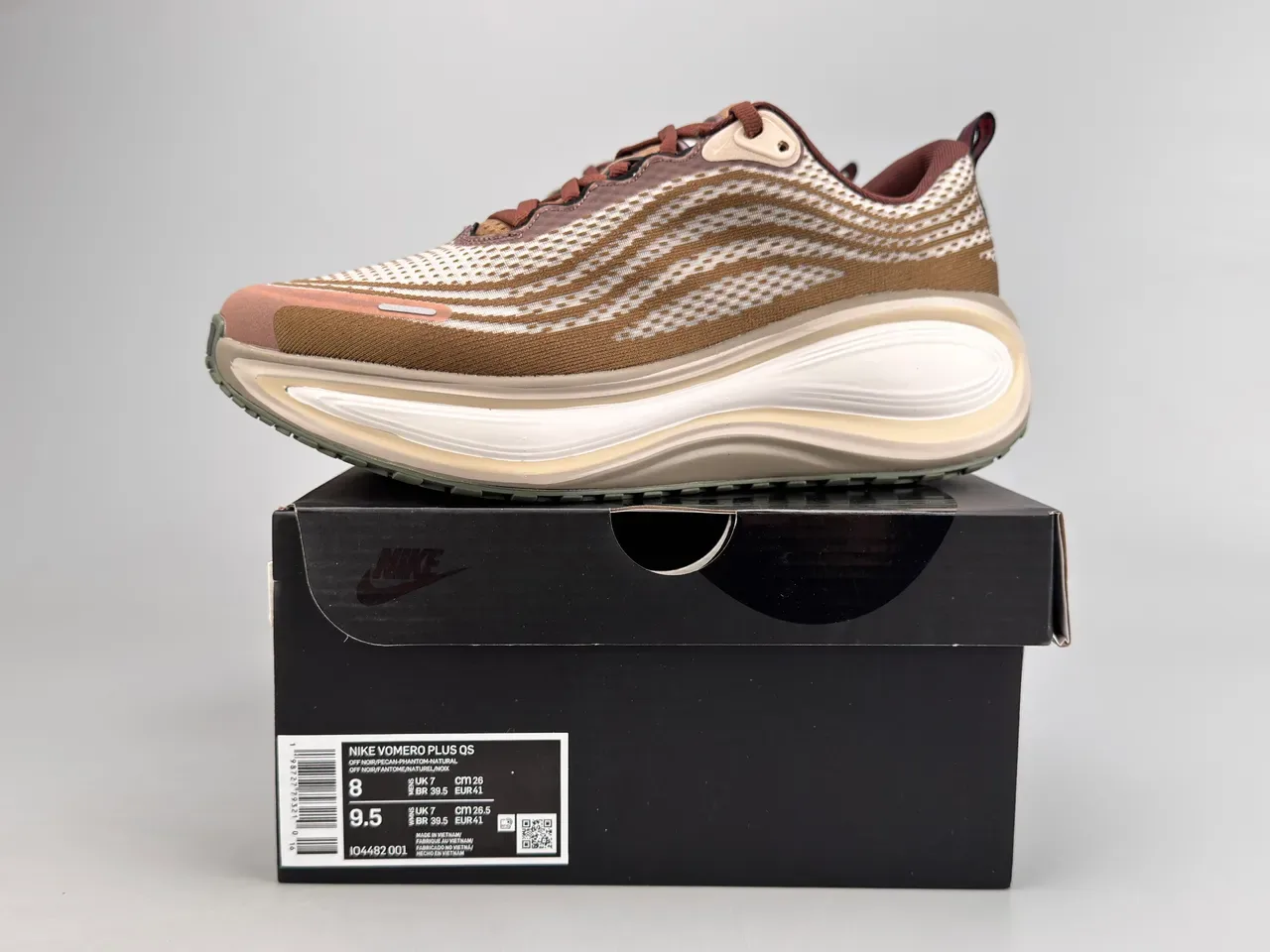 Brown and Beige Wave-Knit Low-Top Lifestyle Sneaker 4