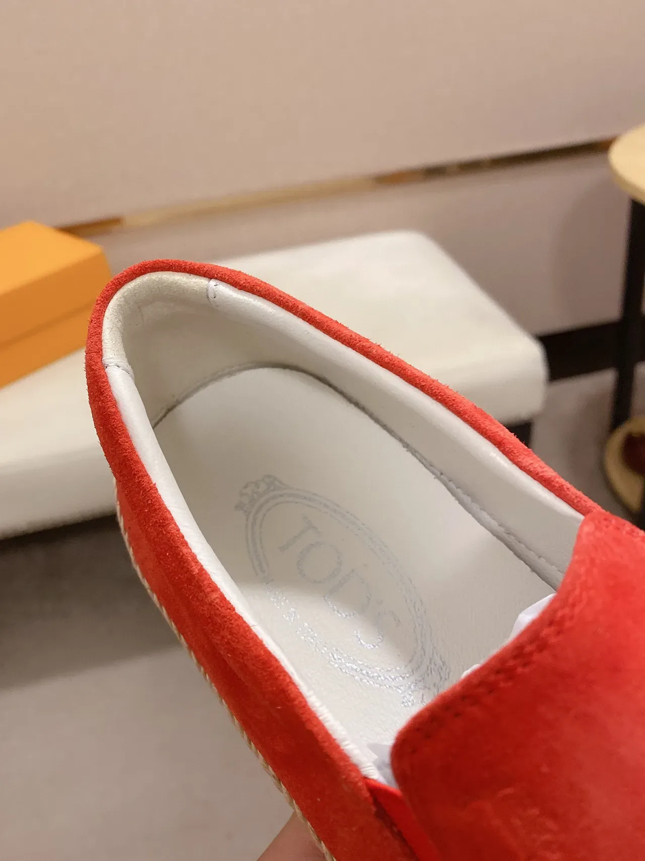 Alpargata slip-on de ante coral 5