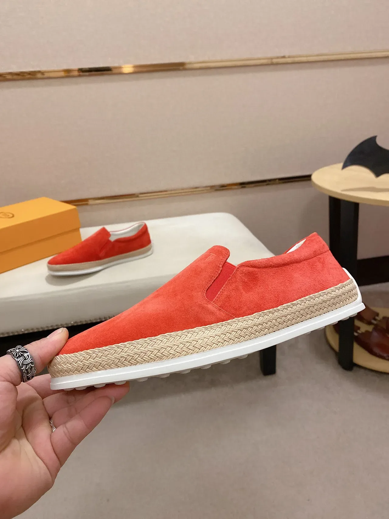 Alpargata slip-on de ante coral 8