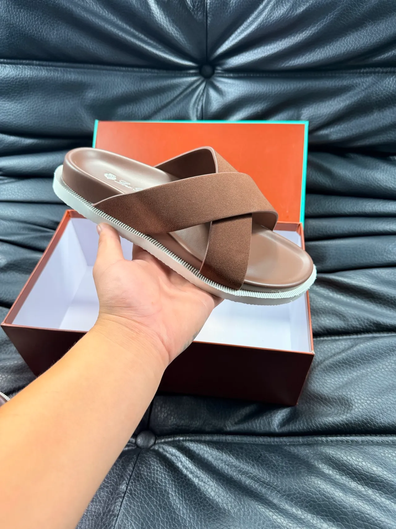 Crisscross Strap Flat Platform Slippers 15